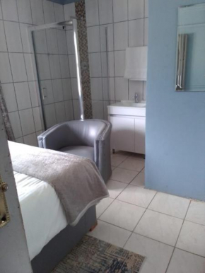 PS GOOD TIME GUEST HOUSE 53 ALDRED STREET FREEMANVILLE KLERKSDORP